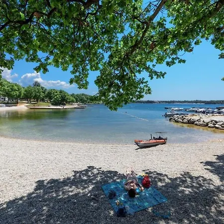 Edi Premium Grey Apartamento Funtana