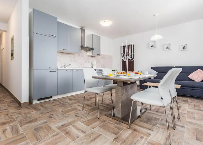 Apartamento Edi Premium Grey Funtana